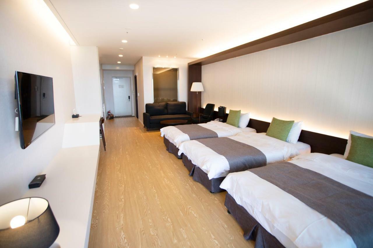 The Qube Resort Jeju Szogüpho Kültér fotó