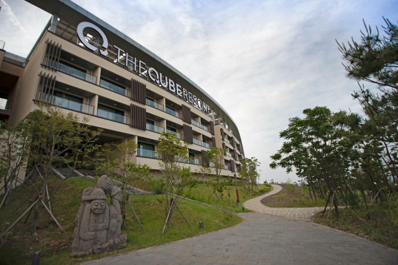 The Qube Resort Jeju Szogüpho Kültér fotó